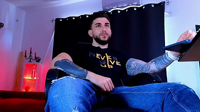 MightyAaron66 Adlı Modelin Web Kamerası Şovu