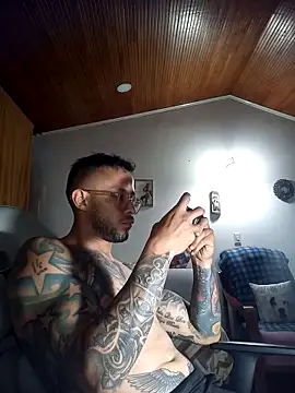 sebastian_horny 现场XXX聊天