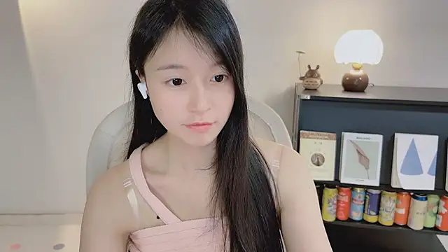 XXX chat uživo modela Onechestnut