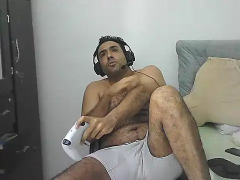 โชว์เว็บแคมของ IronSideBear