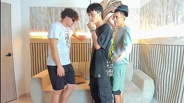 Warrios_teams Show Webcam