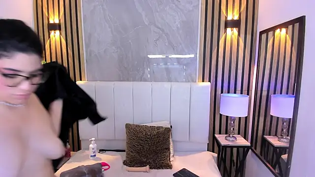 Chat XXX en directo de Carlotta_de_velour