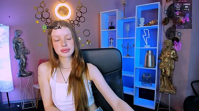 Show modela khloebeauty na web-kameri