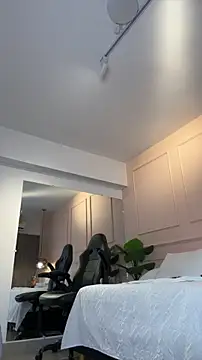 Chat +18 de SHARONN____ ao vivo