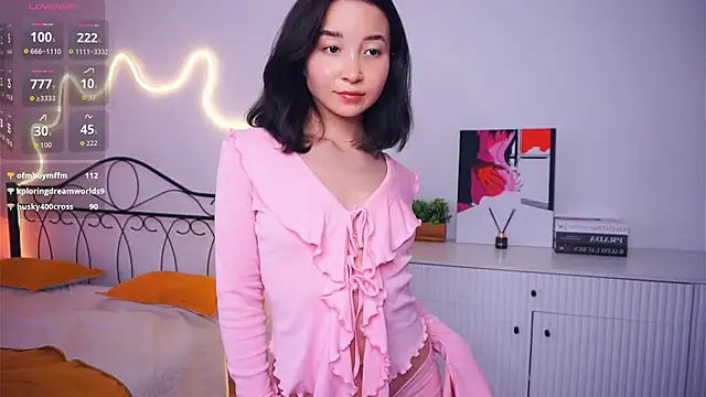 VeronaCritchlow Adlı Modelin Canlı XXX Sohbeti