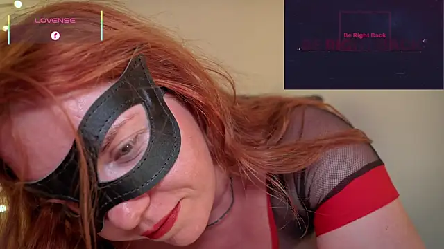 Chat XXX en directo de GingerAleMILF