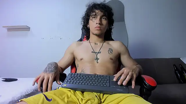 JackesTaylorn Live XXX chat