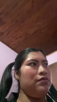 Онлайн чат XXX LunaaRosse