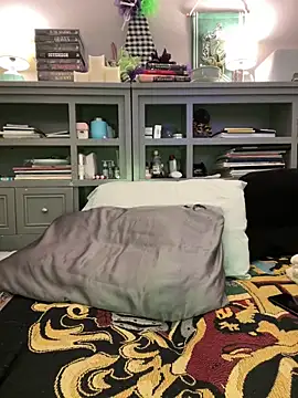 Pokazy przed kamerką – dieseldame1313