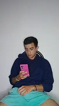 Pokazy przed kamerką – Thick_Cock