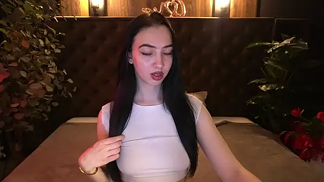 WildKittenX_のライブXXXチャット