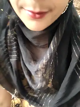 Indian-Aleena Live XXX-chat