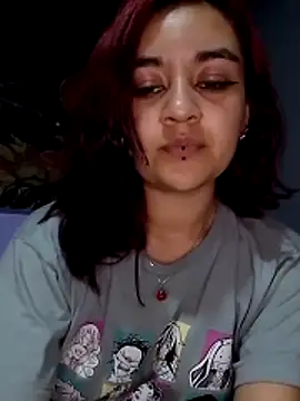 Chat +18 de LucyStarveil ao vivo