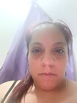 march-ardiente – Kamerová šou