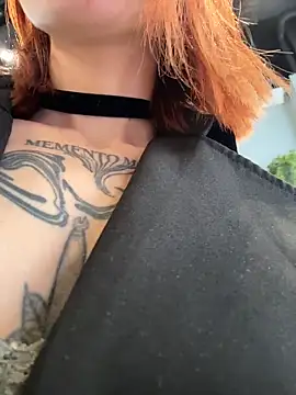 RosieSecret Show in webcam