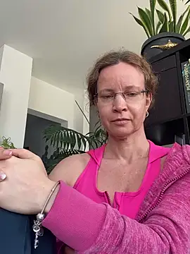 Chat +18 de AnnikaRose ao vivo