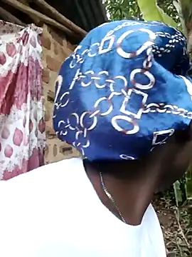 Show modela holygrail001 na web-kameri