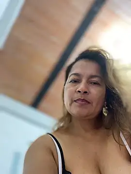 Czat XXX na żywo – Jlo_69