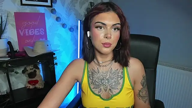 Chat +18 de Nova_SIN ao vivo