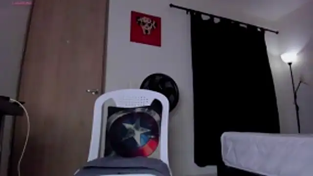 Cloudy_pigDude's Webcam Show