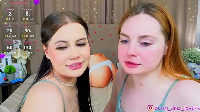 Mary_Dina Chat XXX in diretta