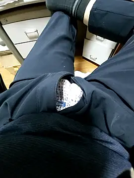 Pokazy przed kamerką – zxc9090zxc