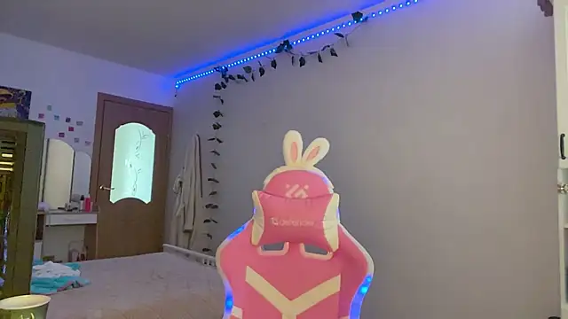 TrixyPawn Webbikameraesitys