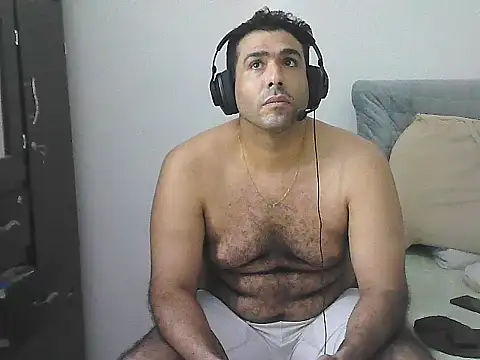 IronSideBear Pertunjukan Webcam