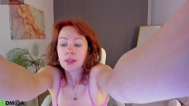 Chat +18 de LeticiaRomano ao vivo