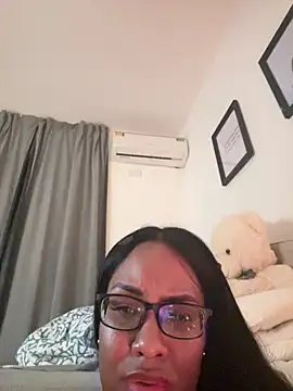 Chat +18 de Chaniita ao vivo