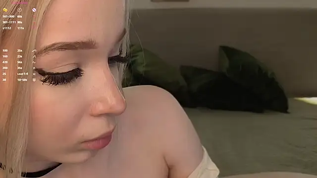 Онлайн чат XXX EvaSolisv