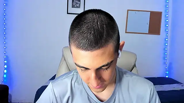 babyted272のライブXXXチャット