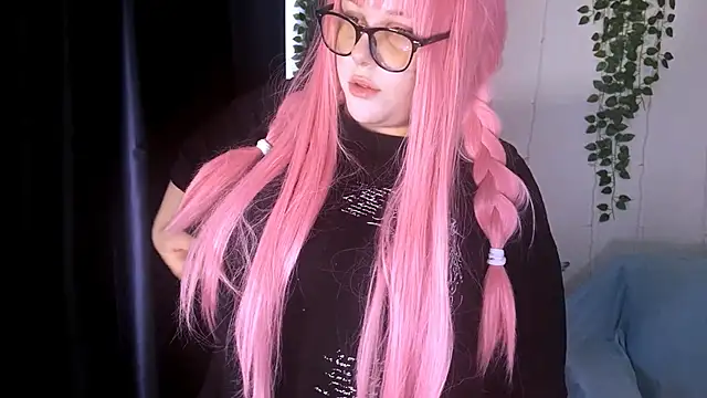 Chat +18 de Tina_Evanss ao vivo