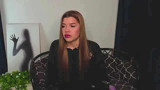 Chat +18 de DelenaRines ao vivo