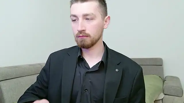 Show modela SamRilley na web-kameri