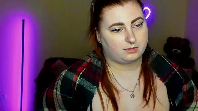 Chat +18 de Alicia_love00 ao vivo