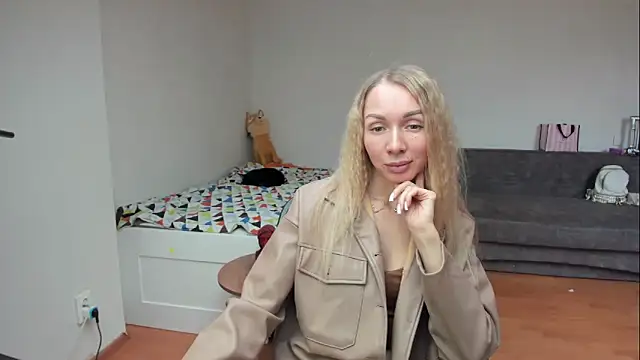 Chat +18 de AlisiaCat ao vivo