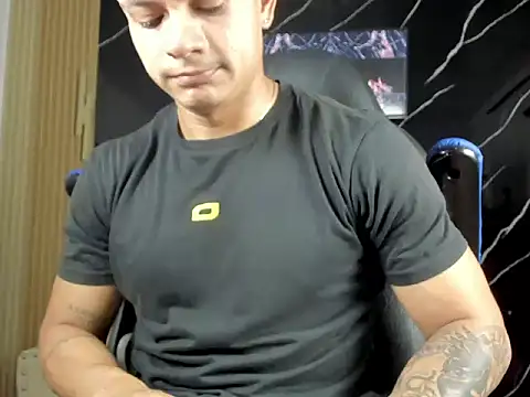 عرض كام HenrryDouglas