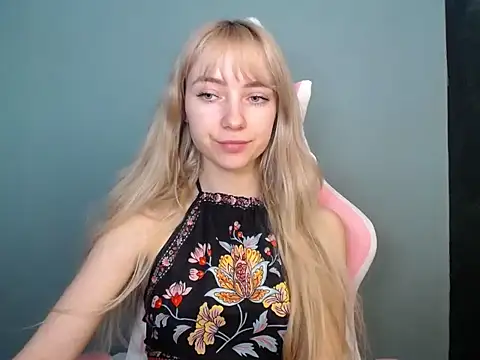 Chat XXX ao vivo de LuciaYoung