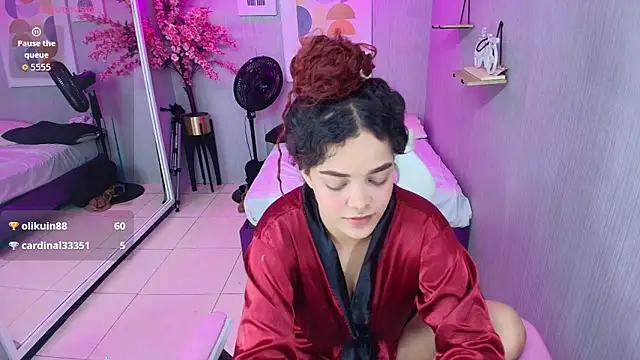 Chat +18 de Maggy_t18 ao vivo
