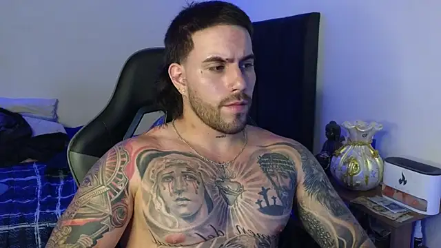 Ades_Lowen Webbikameraesitys