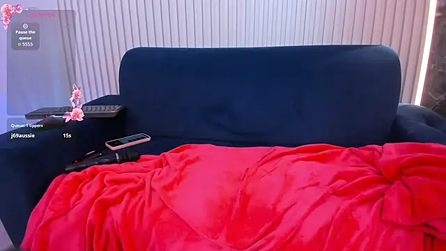 دردشة ValentinaaMilan الجنسية المباشرة