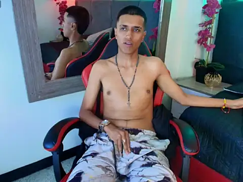 Alan_Colthon webcam show