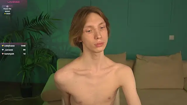 Daniel_Schmidt Adlı Modelin Canlı XXX Sohbeti