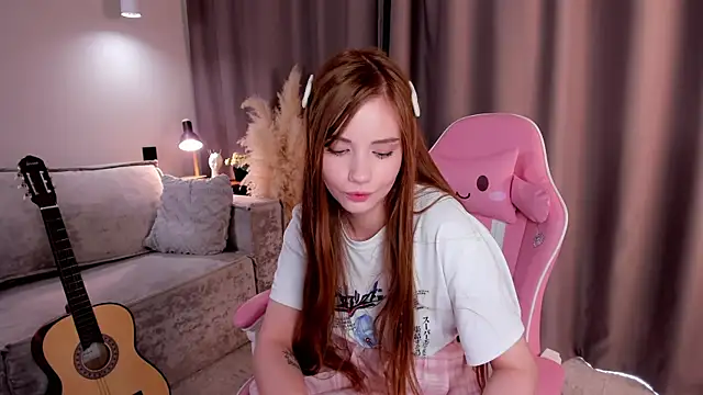 XXX chat uživo modela Nora_Ford