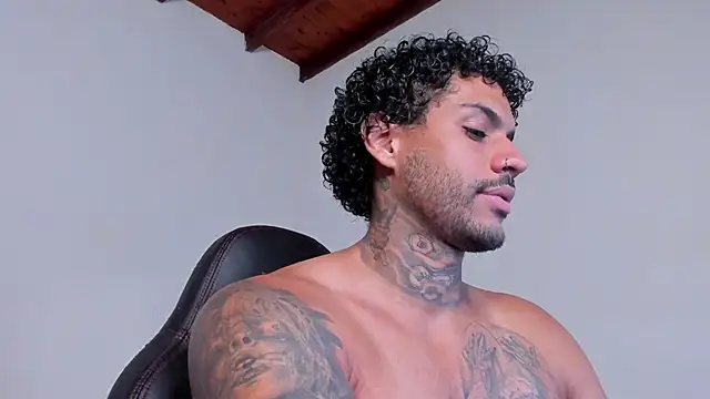 LuigiVitale_1 Obrolan Langsung XXX