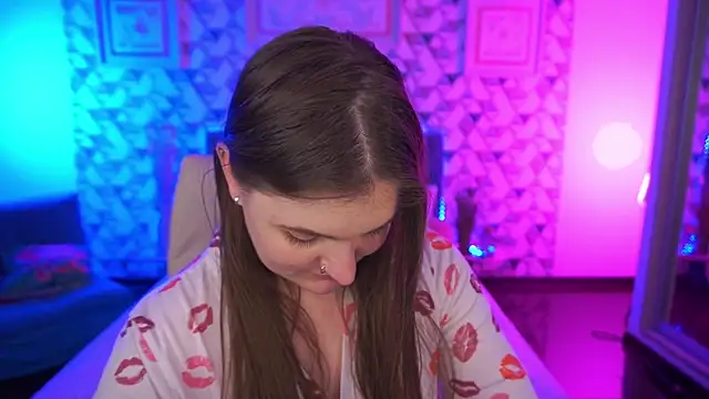 EmmyCharmm 现场XXX聊天