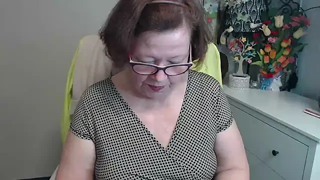 Chat +18 de Adelewildx ao vivo