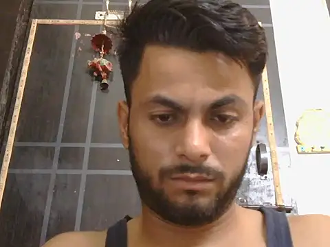 Stubborndesiboy 网络视讯表演