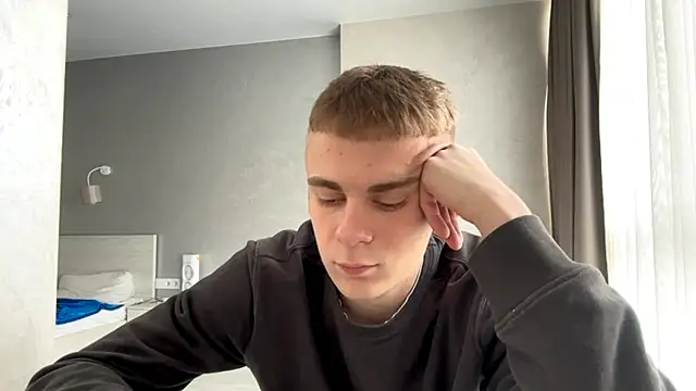 SoloFury live XXX chat